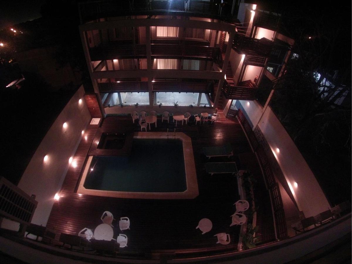 Yreta Apart Hotel Пуерто-Іґуасу Номер фото